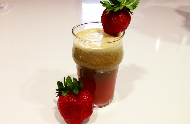 Fresh Strawberry Juice with or without a Juicer!
